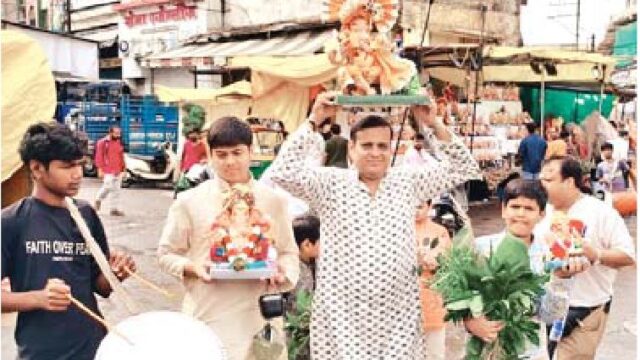 आंकड़ावाले गणेशजी के हो रहे हैं दर्शन