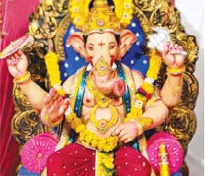 अष्टविनायक प्रतिमा दर्शन और सांस्कृतिक कार्यक्रम में पहुंच रहे है श्रद्धालु