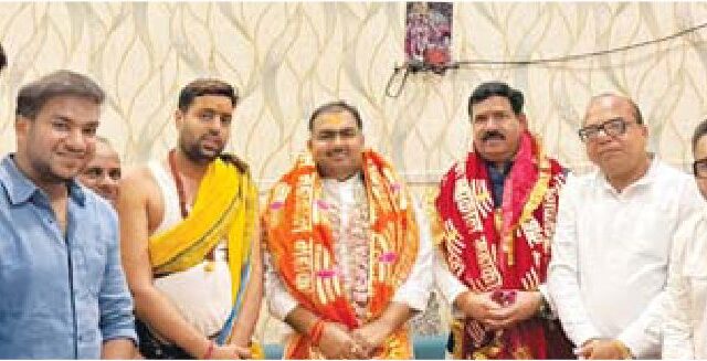 भाजपा प्रदेश संगठन मंत्री का स्वागत करने उज्जैन पहुंचे