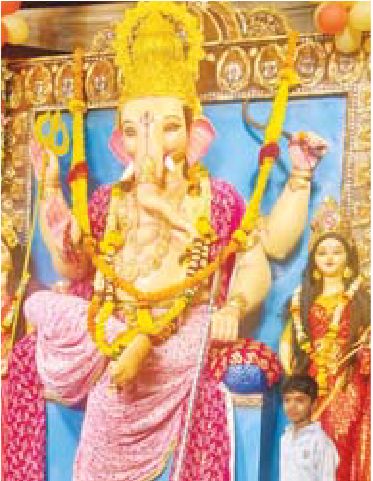 चितावद के राजा की लगी जयकार