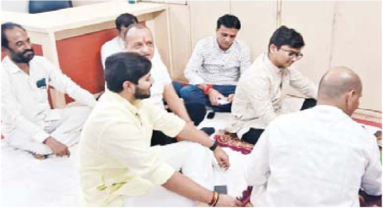 कांग्रेस कार्यालय में विराजित हुए बप्पा