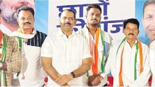 कांग्रेस अध्यक्ष के गृह क्षेत्र में छात्रों की गूंज