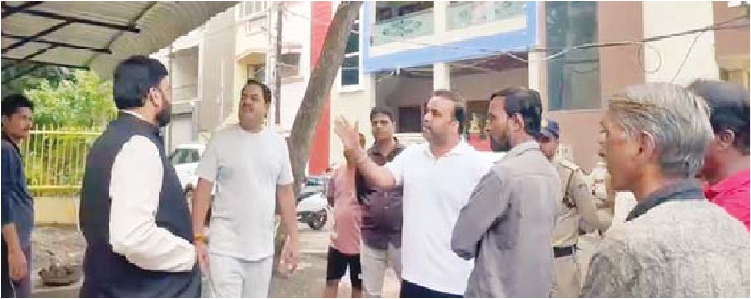 पार्षद और गायक का विवाद भोपाल तक पहुंचा