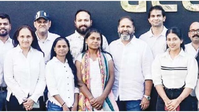 दीपक एडवरटाइजिंग ने 200वां अवॉर्ड जीता