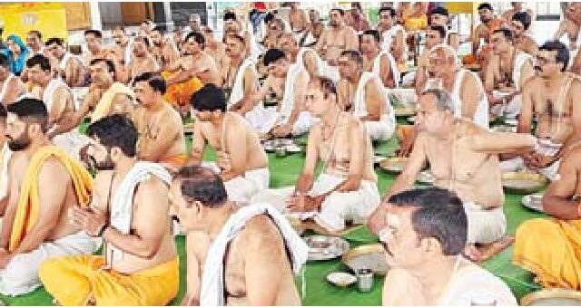 गेंदेश्वर मंदिर में तर्पण आयोजन