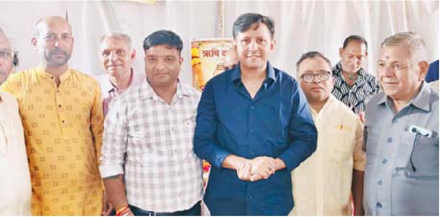 गुरव समाज के आयोजन में पहुंचे पूर्व विधायक