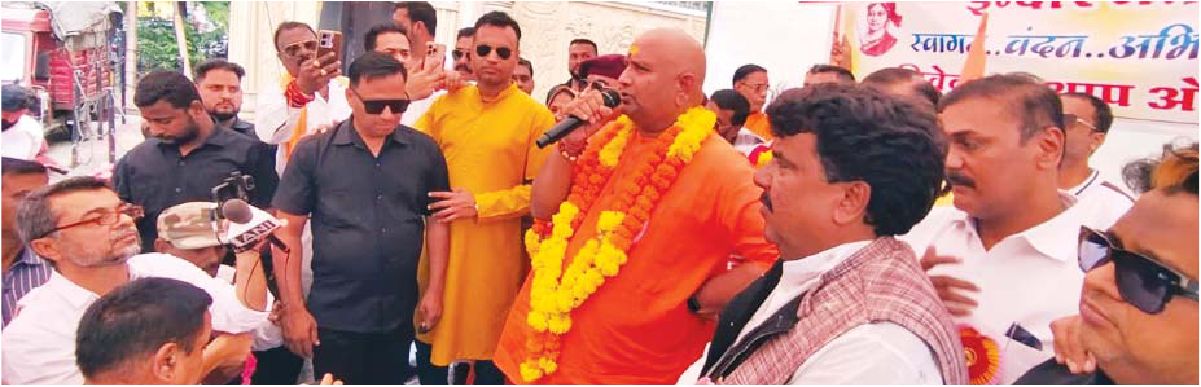 जातिगत आरक्षण से नाराज सवर्ण समाज ने सौंपा ज्ञापन