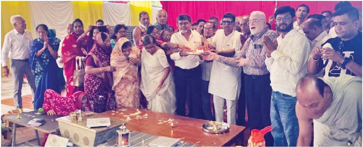 केशरी वाटिका में संघों का हो रहा है लगातार आगमन