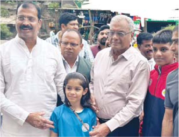 विधायक और एमआईसी सदस्य ने किया सम्मान