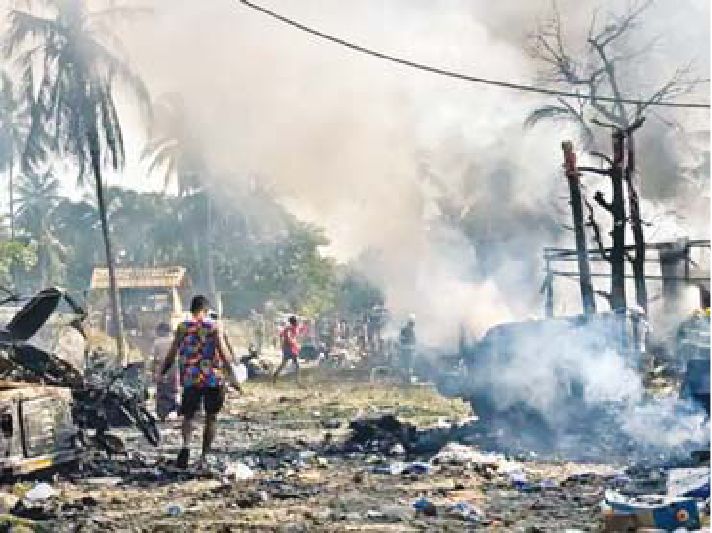 म्यांमार की सेना ने बाजार में गिराए बम, 49 की मौत