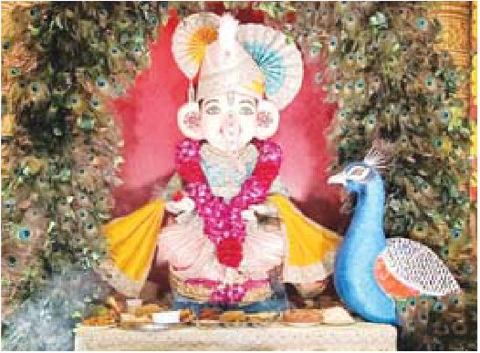 नृसिंह बाजार के राजा को छप्पन भोग