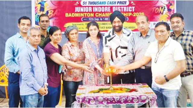 पहले दिन उलटफेर, शीर्ष वरीय दिवा चौकसे हारीं