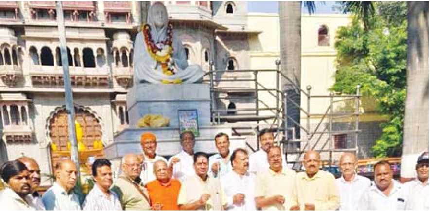 प्रधानमन्त्री के लिए चैतन्य भारत और गौसेवा भारती ने अहिल्या प्रतिमा की साक्षी में किया महामृत्युंजय जाप