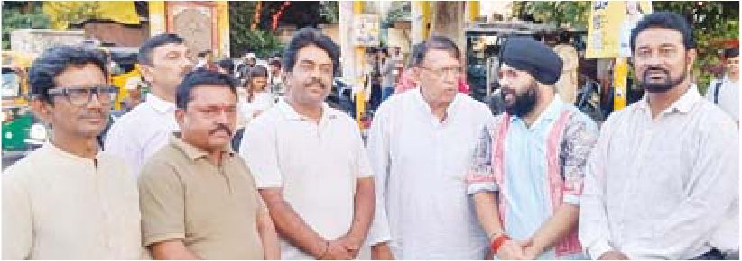 पूर्व मंत्री और कांग्रेस नेता रहे मौजूद