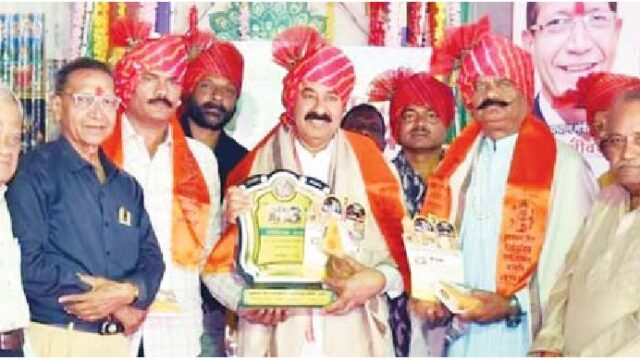 पूर्व विधायक पटेल का सम्मान
