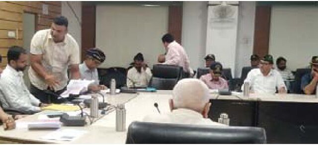 पूर्व सैनिकों एवं उनके परिवारों की समस्याओं के निराकरण पर चर्चा