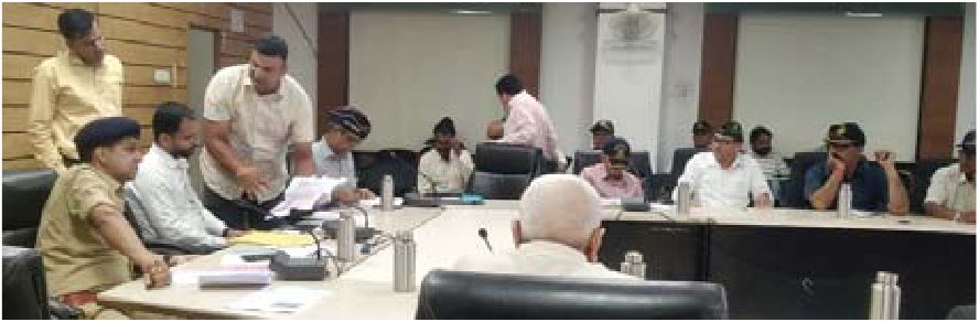 पूर्व सैनिकों एवं उनके परिवारों की समस्याओं के निराकरण पर चर्चा