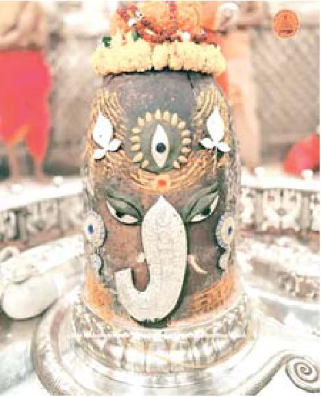 शिल्पा लाई गणपति, गोविन्दा की पत्नी अकेली पड़ी