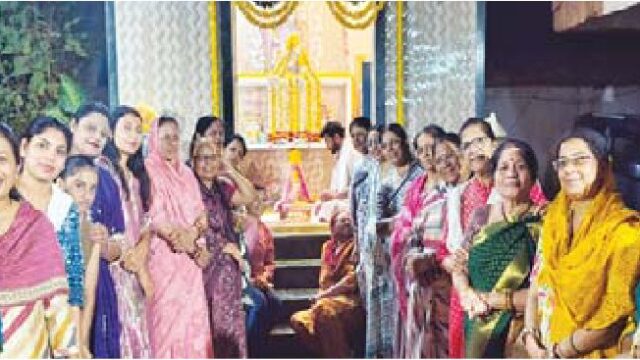श्रीनाथ टॉवर में महाआरती