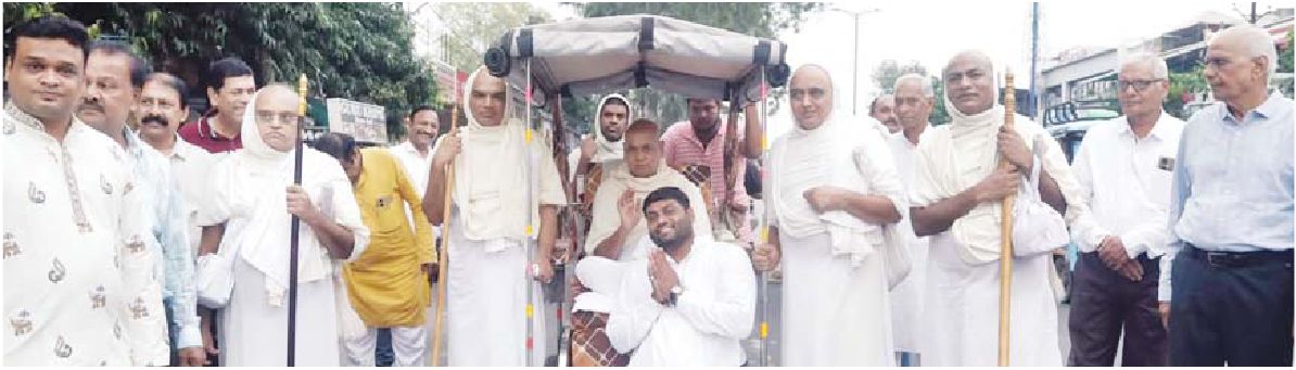 तस्वीनी का किया अभिनंदन