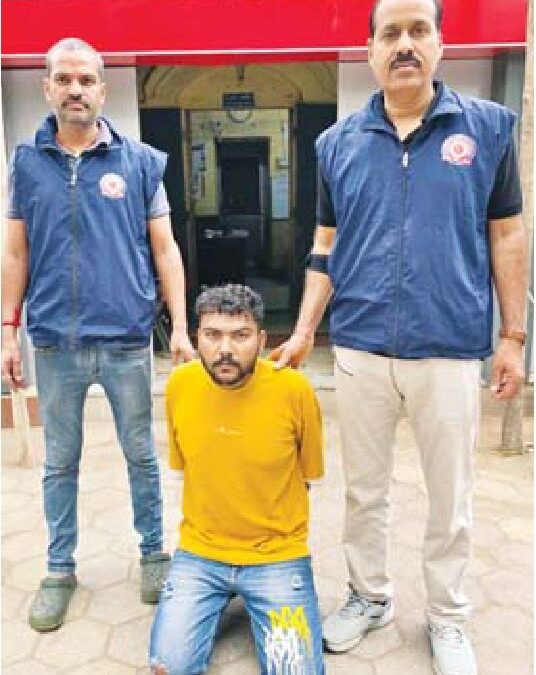 टीसीएस कंपनी के पास घेराबंदी कर पकड़ा,सीट कवर में छिपा रखी थी ड्रग्स