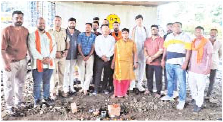 मंदिर हटाने पर हिन्दूवादियों का विरोध