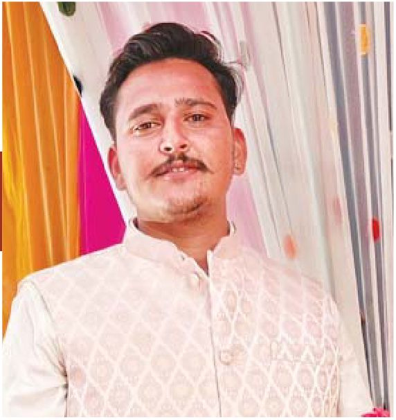 ट्रैक्टर-ट्रॉली में घुसी बाइक किसान की मौत