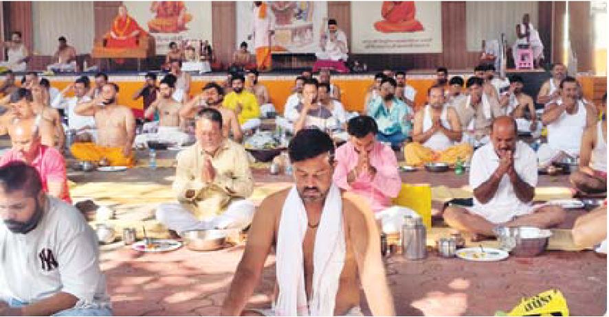 विद्याधाम में भी जारी है तर्पण आयोजन