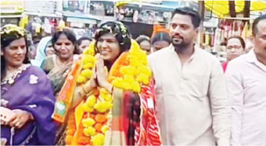 महिला अध्यक्ष जोशी के स्वागत में उमड़े 5 नम्बरी भाजपाई