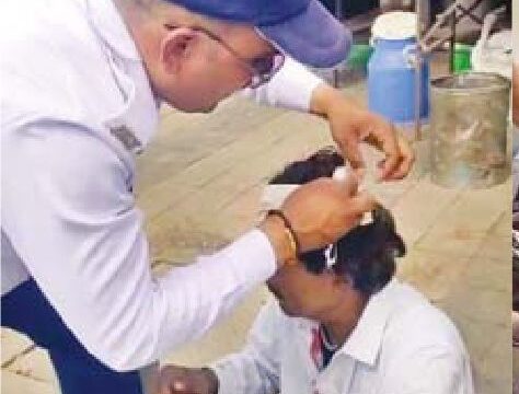 यातायात जवान ने घायल का किया प्राथमिक इलाज