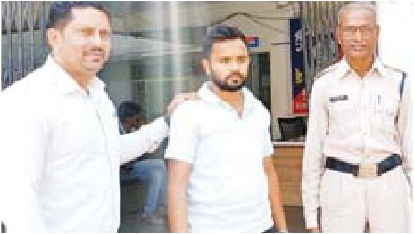 12 लाख रुपये का सरिया चोरी करने वाला सेठ धराया