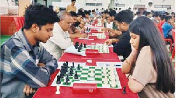 430 शतरंज खिलाड़ी कर रहे हैं खिताब की होड़
