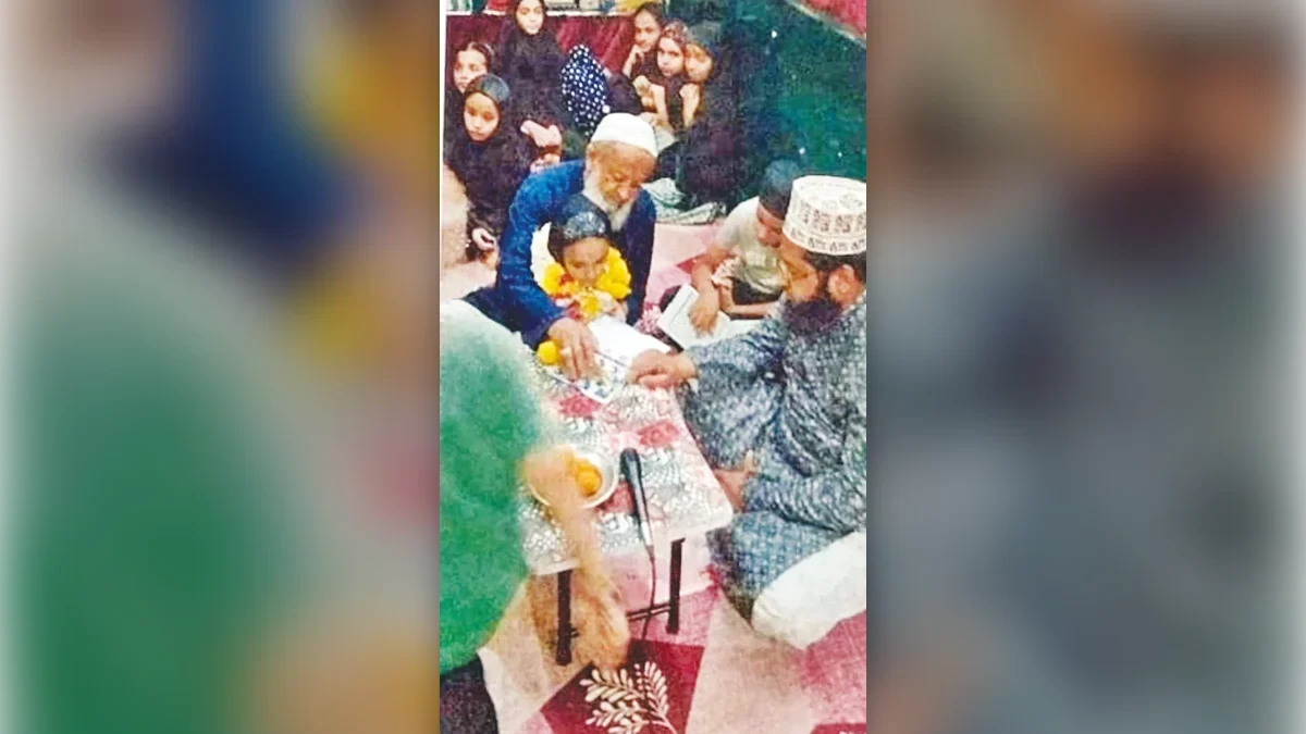 4 वर्ष की जन्नत फातमा की बिसमिल्लाह ख्वानी हुई मदरसा में अरबी के साथ-साथ उर्दू व दुनियावी तालिम भी दी जा रही है