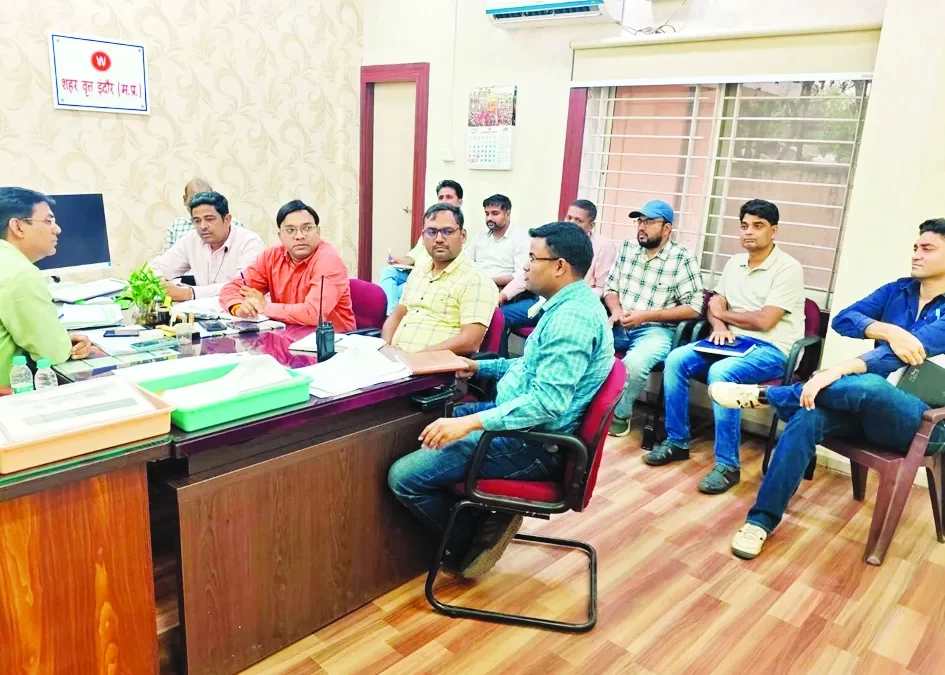 दीपावली को लेकर बिजली इंजीनियरों की मीटिंग