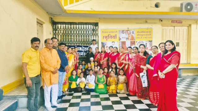 माहेश्वरी महिलाओं ने किया भगवान वेंकटेश का अभिषेक