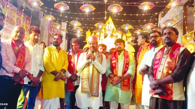 भाजपाइयों ने किया मातारानी का पूजन