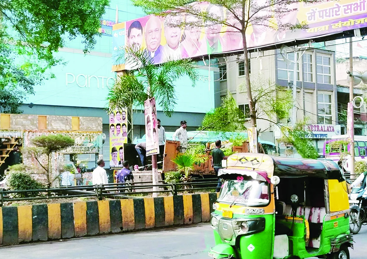 चुनरी यात्रा में मुख्यमंत्री की मौजूदगी के कारण लगा बड़ा सुरक्षाबल