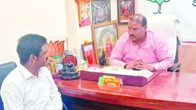 बालिका को धक्का देने वाले मंडल अध्यक्ष ने कहा वे दोषी नहीं