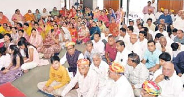 आचार्य वल्लभ सूरी म.सा. की पुण्यतिथि मनाई