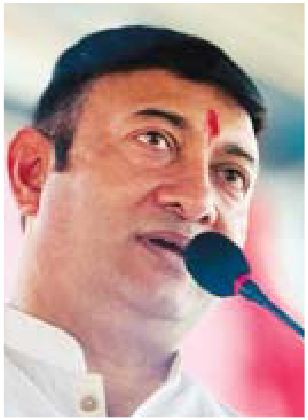 बदनावर में सियासी घमासान, दत्तीगांव के शेखावत पर तीखे वार, बाऊजी के राजनीतिक चरित्र पर उठाए सवाल…