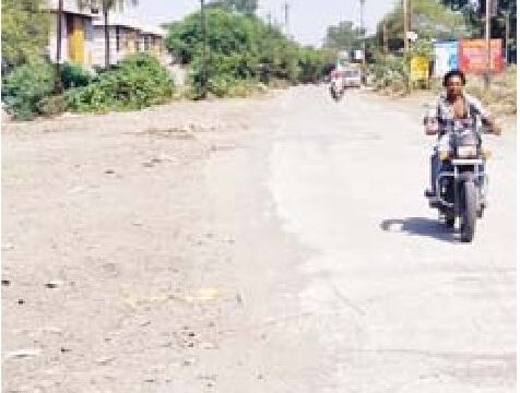 बायपास को जोड़ने वाली सड़क निर्माण की धीमी रफ्तार