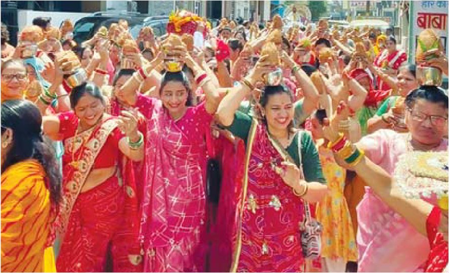भागवत के पहले शोभायात्रा