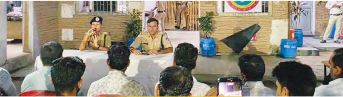 सीसीटीवी कैमरे भी लगाएं, खासतौर से