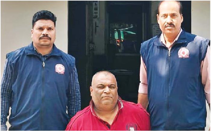 चोला मंडल फाइनेंस का फर्जी एजेंट बनकर करोड़ों की ठगी