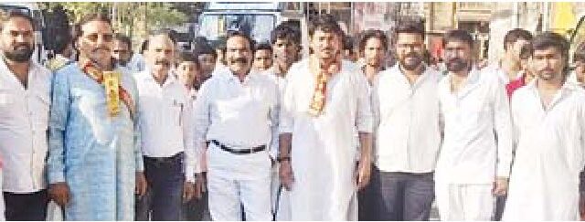 कांग्रेस नेता रहे चल समारोह में मौजूद