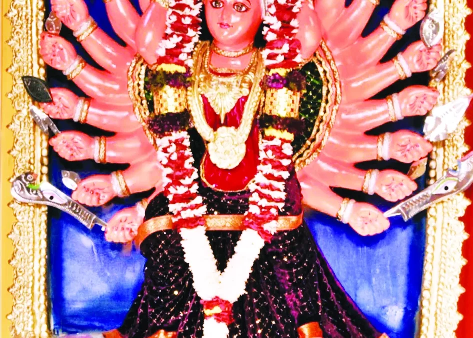सप्तश्रृंगी माता का दरबार सजा