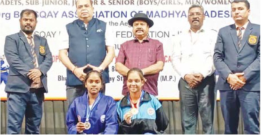 गायत्री, तनीषा ने गोल्ड एवं चिराग व यशोना ने जीता रजत