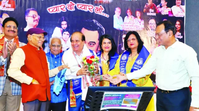 सदाबहार गीतों की प्रस्तुतियां