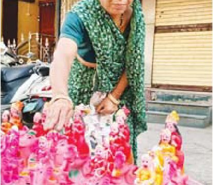 आज घरों में गजलक्ष्मी पूजन