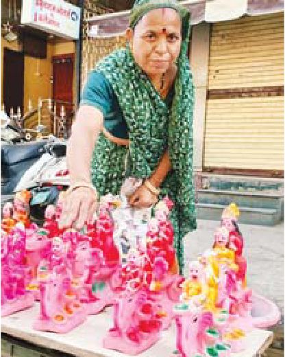 आज घरों में गजलक्ष्मी पूजन